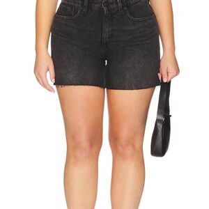 NWT Good American Black Good Standard Long Short High-Rise Raw Hem Denim Shorts